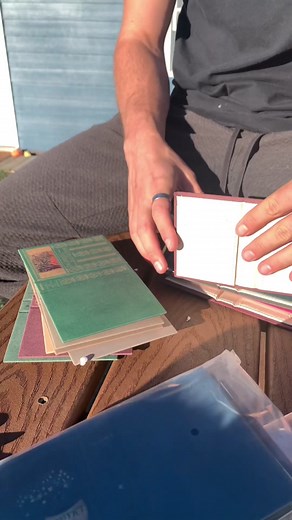 Novel bookwallets on TikTok