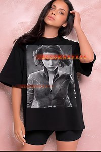 Scarlett Johansson Shirt, BLACK WIDOW Shirt, Natasha Romanoff Tee, Scarlett 90s Shirt, Johansson 90s Shirt, Scarlett Retro Shirt - Etsy