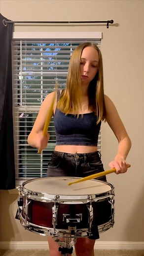 @elliedrums performing Asventuras by Alexej Gerassimez on her Concert Maple Snare Drum! Ellie won 1st place in the High School snare drum division of last year’s showcase competition and won this very drum! Get 15% off this drum and more through @steveweissmusic during our sound solution project. Link in bio! #BlackSwamp #BlackSwampPercussion #Percussion #percussionist #classicalpercussion #orchestralpercussion #michigan #drums #drum #drummer #drummerlife #drummers #drummersofinstagram #instadru