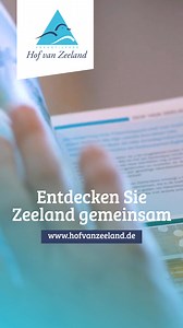 𝗪ä𝗵𝗿𝗲𝗻𝗱 𝗜𝗵𝗿𝗲𝘀 𝗨𝗿𝗹𝗮𝘂𝗯𝗲𝘀 𝗯𝗲𝗶 𝗛𝗼𝗳 𝘃𝗮𝗻 𝗭𝗲𝗲𝗹𝗮𝗻𝗱 𝗳ü𝗵𝗹𝗲𝗻 𝗦𝗶𝗲 𝘀𝗶𝗰𝗵 𝘄𝗶𝗲 𝗭𝘂𝗵𝗮𝘂𝘀𝗲 🏡 Bei Hof van Zeeland dreht sich im Urlaub alles um gemeinsames Genießen. Mit den Kindern auf dem Spielplatz spielen, gemeinsam durch die Natur Zeelands wandern und den Tag mit einem gemeinsamen Brettspiel im Bungalow ausklingen lassen. Hier fühlt sich jeder Moment vertraut und gemütlich an. | Vakantiepark Hof van Zeeland