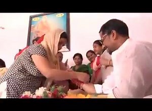 2K views · 64 reactions | मजीठा रॉड इंद्रा कालोनी सथित आस्था सलाई स्कूल की महिलाओं के रक्षा बंधन के पावन पर्व पर राखी बाँध कर अपना आशीर्वाद दिया । | Anil Joshi | Facebook