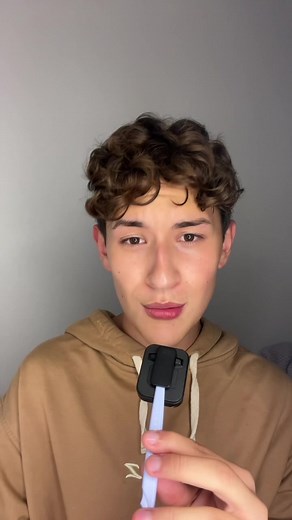 Historia del catfish: Un humor fallido y relatable