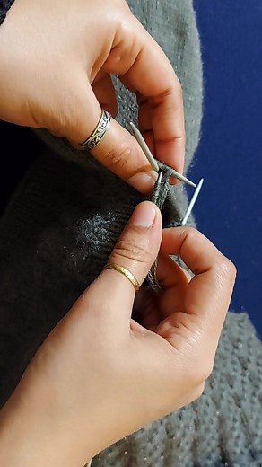 8K views · 51 reactions | Sweater v neck knitting #Sweater #knitting #sweaters #SweaterWeather #sweaterdress #sweaterknitting #sweaterstyle #knittersofinstagram #knitwear #knittingpattern #knittinginspiration #knittingdesign #sofia #SofiaChallenge | Professor Sofia | Facebook