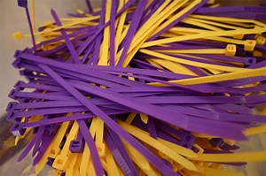 [Hot Item] Adjustable Fastening Cable Straps Securing Straps Hook and Loop Cable Ties