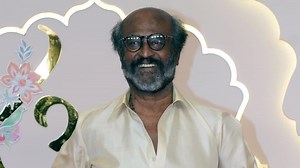 ஆஷ்ரம் பள்ளியில் நடைபெறும் அறிவியல் கண்காட்சியை பார்வையிட்ட ரஜினிகாந்த்!