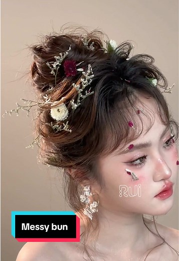 Messy Bun Tutorial for Round Faces
