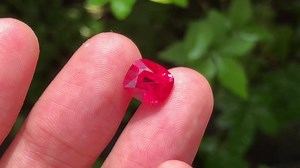 18 reactions | Glass body Padparadscha color Spinel from Mogok. | Ceylong Gems | Facebook