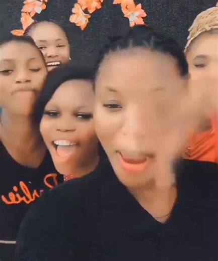 18K views · 484 reactions | IGALA GIRLS TOO DEY FINE.....CHAI.... SEE MY VILLAGE PEOPLE AS DEM SET | Baba Ojonugwa Jfo | Facebook