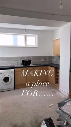 Hoppily Ever After 🐇 @hmwinteriors embraced a two tone design for her dream kitchen choosing Midnight and Dove grey, and we have a feeling somebunny loves it (we couldn't resist) 🔍 Durham in Midnight featuring Dove Grey #MyMagnetKitchen | Magnet Kitchens