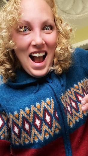 It’s mammogram day. If you’ve had breast cancer you know the anxiety that accompanies every screening. I just had a mammogram this morning and here are my tips for a positive mammogram experience. 🙅🏼‍♀️ No deodorant. It’s annoying wiping deodorant from your armpits with baby wipes in a dressing room at the imaging center. So, I just set a reminder on my phone to skip that part of my morning routine. 👗Wear something that you love. This may seem shallow and weird but during treatment I wore swe