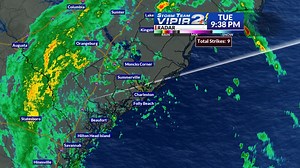 StormTeam2 LIVE VIPIR UPDATE....as of 9:40pm Tue. Mainly light showers and a few downpours continue to circulate around the center of Tropical Storm Debby, which is now just offshore, some 30 miles east of Savannah. #chs #charlestonweather #chswx #wcbd #stormteam2 #robstormteam2 | Rob Fowler Storm Team 2