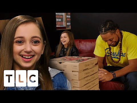 3-Foot-Tall Woman Goes On Her Very First Blind Date | I Am Shauna Rae