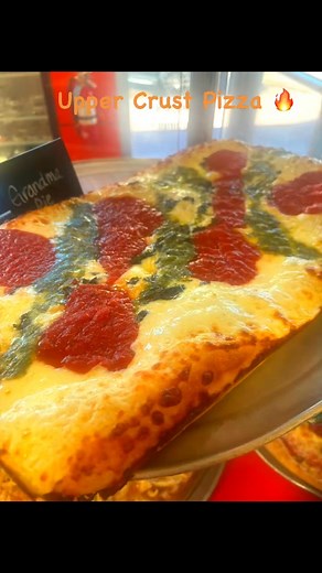 Upper Crust Pizza 🔥 #Disneychef #chef #perfectpie | Upper Crust Pizza