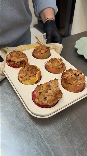 Stuffed Apple Pie Muffins 🥧💛 #shorts