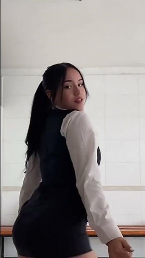 #colegialas bailando