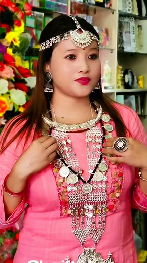 Halka lajake mohani lagaina | थारू बगिया// Tharu Bagiya