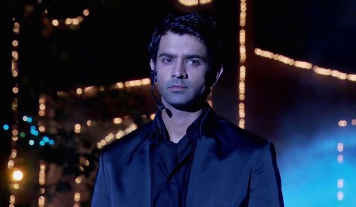 Bir Garip Aşk 1. Bölüm İzle - izle7