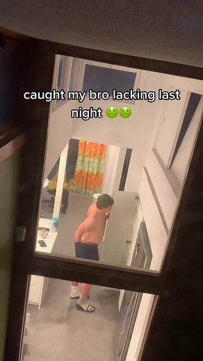 my man went back for seconds 😭 🥲#sratchtok #snifftok