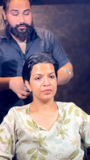 @riyasimethy @hairexpert_mazidkhan @hairexpert_by_mdmazid #hairexpert #haircolorexpert #🧑‍🎤हमारा_खुद_का_😎एक_रुतबा👑_है_जनाब💯 #💇‍♂️✂️💈🔥 #💆‍♀️ . . . . . . . Mocha Mousse: Named the Pantone Color of the Year, this is a rich, warm brown that is highly wearable and adds subtle dimension. Dark Chocolate: A classic, luxurious dark brown that can be paired with subtle babylights for an “expensive brunette” look. Caramel & Honey Brown: These warm, golden hues add a sun-kissed look and can be appl