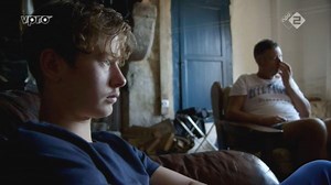 Ontspoorde pubers krijgen laatste kans in aangrijpende docu 'Rotjochies'