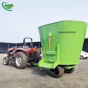[Hot Item] Poultry Feed Mixer Machinery 5cbm Fodder Cattle Feed Mixer Machine for Sale Feed Mixer