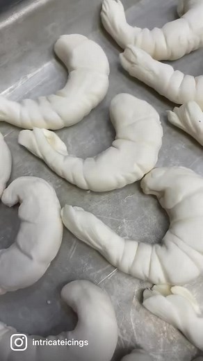 13K views · 165 reactions | 100% edible grooms cake featuring a raw...