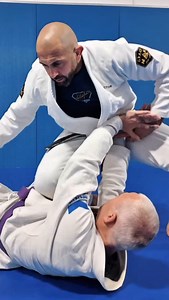 A sneak peek at Wednesday Master Cycle Fundamentals curriculum: Side Mount Submissions - Knee on Stomach #control #submit #jiujitsu #growth | Gracie Jiu-Jitsu Burwood
