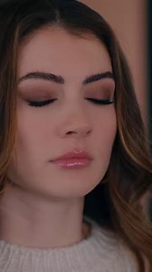 Jak se vám líbí seriál Na každém kroku? ❤️👇 Nezapomeňte jej sledovat každý všední den od 16.35. 📺 | Nova Lady