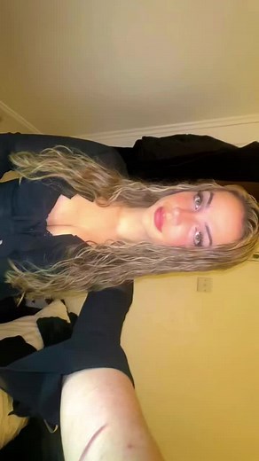 Gabriella Lee (@gabriellaleexo)’s videos with Cinnamon Girl Outro - darlana ♪‧₊˚