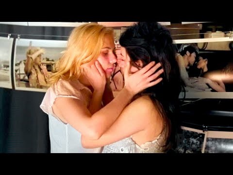 Scarlett Johansson lives a Love Triangle with Spaniards | Vicky Cristina Barcelona 🌀 4K