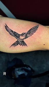tatuaje significativo , golondrina viajera #tattooideas #tattoo2me #tattooart #tattoodo #tattooed #tattoo | Tattoolex19 | Facebook
