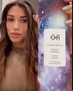 284K views · 482 reactions |  SOFT WAVES BLOWOUT || Tutorial ....w/ @blohaute 珞珞 Using @thewetbrush Beach Waves round brush from the Breakfree Pro Collection. Love creating a soft bend in the hair during my blowout so I can avoid using anymore heat tools to give my hair a little bit of a break | BehindTheChair.com | Facebook