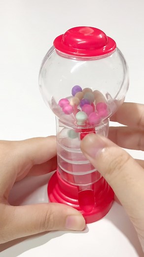 Mini Candy Vending Machine! 🫶🏻🍬💖✨ #toy #mini #rement #candy #machine #candymachines #sweet #minitoy #cute #minimachines | Miniforyou_