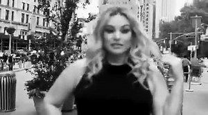 This girlllll is a magician... Love you @brunalacerda ♥ ♥ ♥ #lauraleeplus #psmodel #brunaphotography #videorecap #curvyisin #struttingalloverManhattan #werqqqqqq | Laura Lee - Model