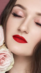 84K views · 849 reactions | Astăzi împart cu tine un mic secret, care te va ajuta în căutarea rujului roșu perfect, care să-ți pună în valoare trăsăturile❤️殺 #dincamakeup #dinca Te aștept și pe Instagram : @dincadiana❤️ | Dinca Diana | Facebook