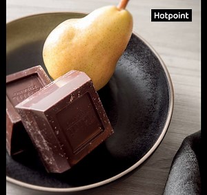 Cuisinez un gâteau poires chocolat avec votre micro-ondes intégré Hotpoint ! | Hotpoint