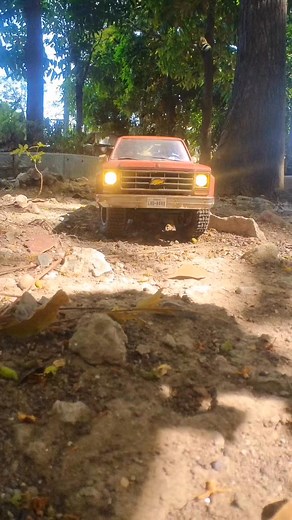 Chevy K10 fms 1:18 scale rig 😍 Love this square body and its long bed. Old school trucks Rock! #cowboypedzrcdiaries #manilarclife | Manila RC Life