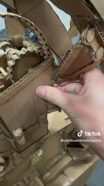 #cadbike #cardboarddirtbike #cardboard #2015crf250r #part4 #engineering #engine