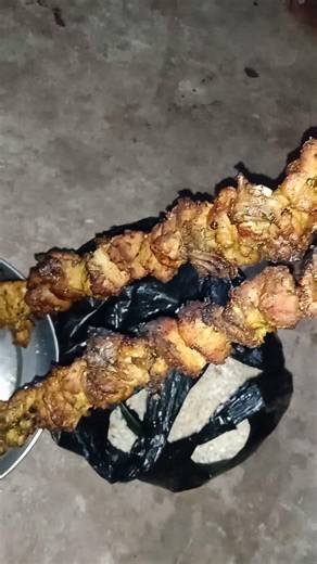 भाई लोग स्किप मत करो भाई मैं कितना दिन से विडियो डाल रहा हूंv#cooking #chicken #shorts