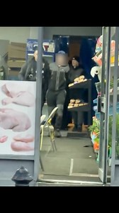 😳 Young lad had the helicopter out on slade road 🚁 #erdington #fyp | Birmz is Grime