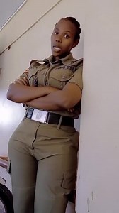 25 reactions | This Ugandan female police Officer is wow殺殺 Uganda esinga America | East African Vibes | Facebook