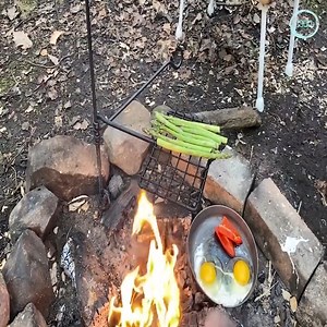 Solo Wild Camping Campfire Food and Carving A Kuksa Cup | Kompressor