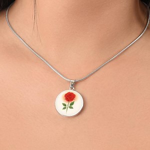 Rose Pendant Necklace: June Birth Flower, Personalized Floral Jewelry - Etsy