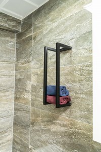 Modern Steel Wall Mounted Towel Rack: Bathroom Organizer - Etsy UK