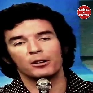 22K views · 535 reactions | Canción romántica del recuerdo, interpretado por Roberto Jordán, lanzada el año de 1969, " Amor de Estudiante " | Música Romántica Hasta el Tuétano | Facebook