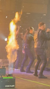 Tasan viikko jäljellä Raskasta Joulua 2023 -kiertuetta! Tänään vedetään Tampereen Nokia Arenalla ja alta näet kaikki tulevat konsertit. 🔥🔥 Ti 12.12. Lappeenranta-sali, Lappeenranta Ke 13.12. Verkatehdas, Hämeenlinna (kaksi konserttia, klo 18 SOLD OUT) To 14.12. Mikaeli, Mikkeli (kaksi konserttia, klo 18 SOLD OUT) Pe 15.12. Kuopio-halli, Kuopio La 16.12. Paviljonki Areena, Jyväskylä Missä me nähdään sun kanssa? Vielä kerkeät mukaan ikimuistoisiin iltoihin, lippukaupoille pääset raskastajoulua.c