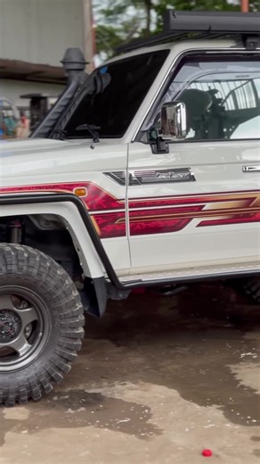 Conquer every trail with the Land Cruiser 76, fully equipped with ARB 4x4 accessories. Rugged, reliable, and ready for the wild—because adventure knows no limits. ◾ ARB Front Bumper ◾ ARB Side Rail ◾ Arb Baser Rack ◾ Arb Awning ◾ BP-51 Suspension Available at 4x4 goodies #gearsarb4x4ph #gearsarb4x4philippines #arb4x4ph #arb4x4philippines #OMEorNothing #omesuspensionphilippines #omesuspensionph #omebp51 | Gears - ARB 4x4 Philippines