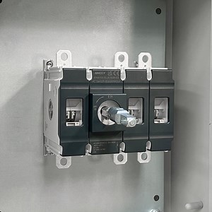 [Hot Item] AC Fuse Holder Eafh 230VAC 10A 1p 3p 125A High Voltage DC Disconnector Switch Eafh