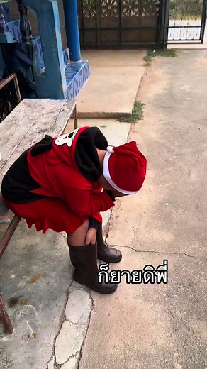 ชุดคริสต์มาสเด็กผู้หญิงสำหรับปีนี้