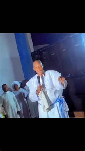 24 reactions | The hard work of our elders paved way for us in celestial church of Christ. Moment Prophet Evans praises the church leaders for their dedication to the things of God. @celestialchurchcityofdavid #weimtheccc #CelestialChurchOfChrist #omocele | Celestial Family Weintheccc | Facebook